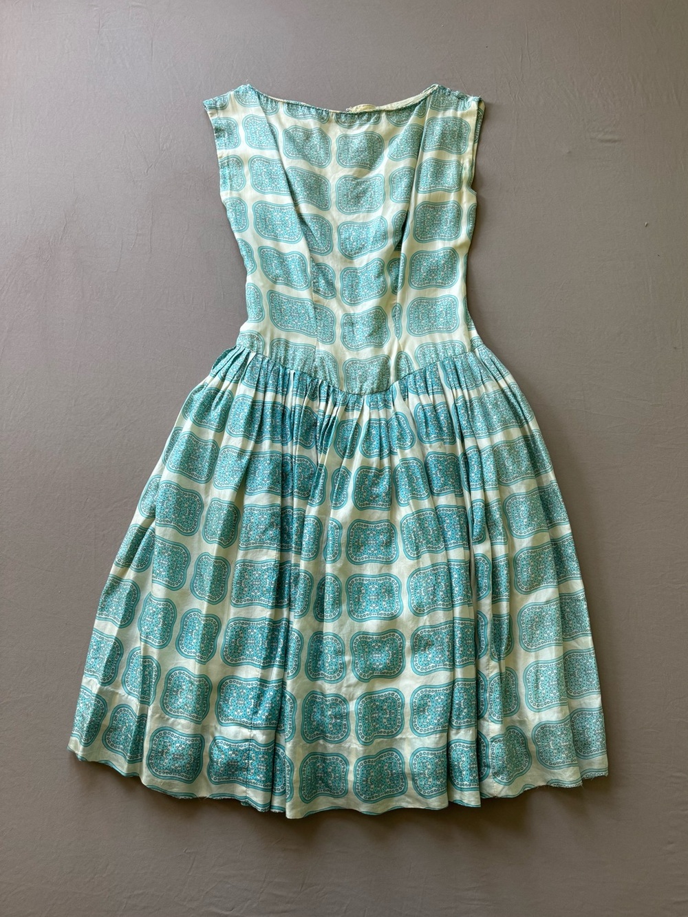 Vintage 1950s Jomax Printed Princess Party Dress